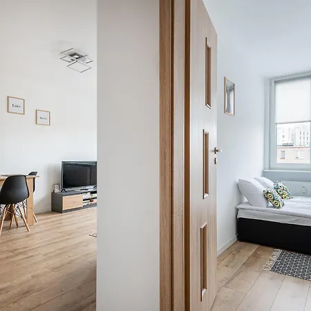 Rentplanet - Kondratowicza Apartment